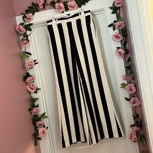 Alice + Olivia size 10 high rise wide leg trouser Beetlejuice stripe black white